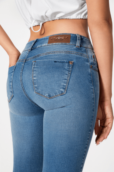 Basic Jeans | Studio